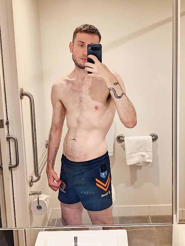 LeoXL Gay Escort Sydney 0423571202 Gayescortsydney.com